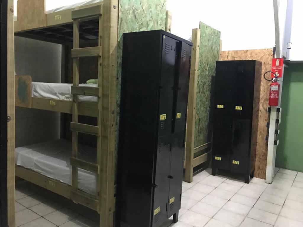Hostel Banana House Bombinhas Bagian luar foto